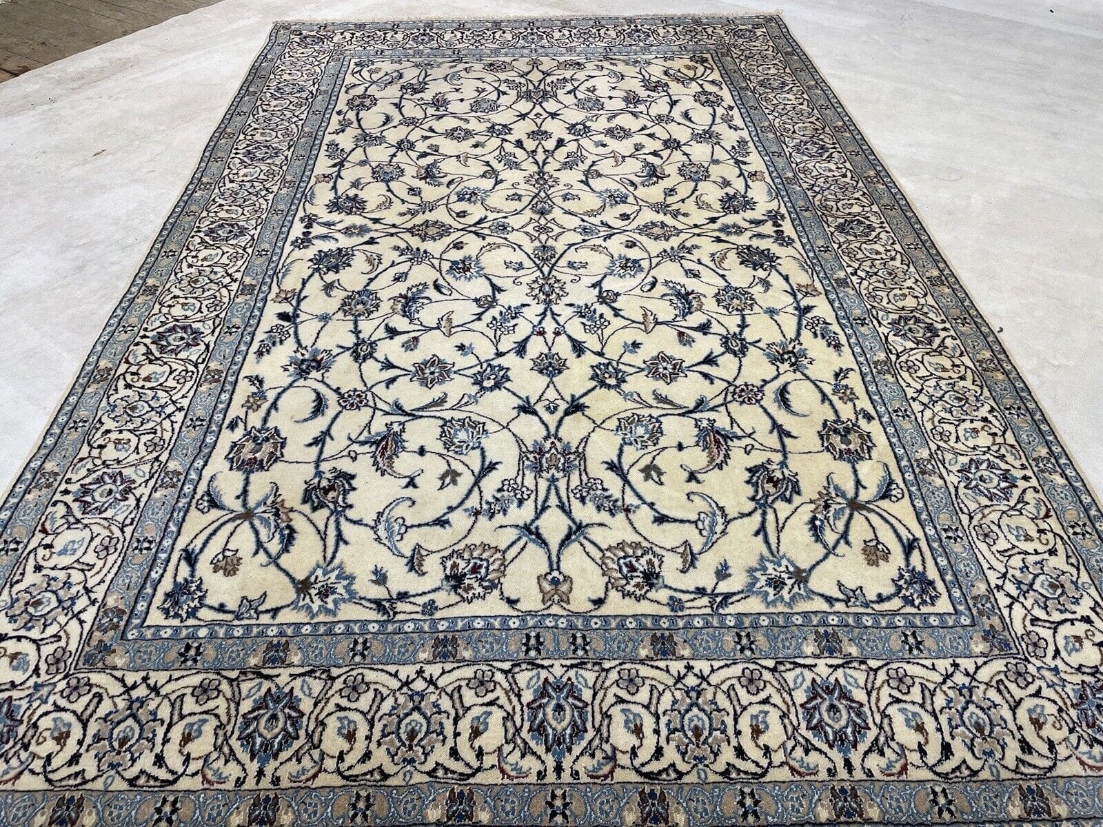Perserteppich Nain 250x160 cm Wolle handgeknüpft (Verkauft)