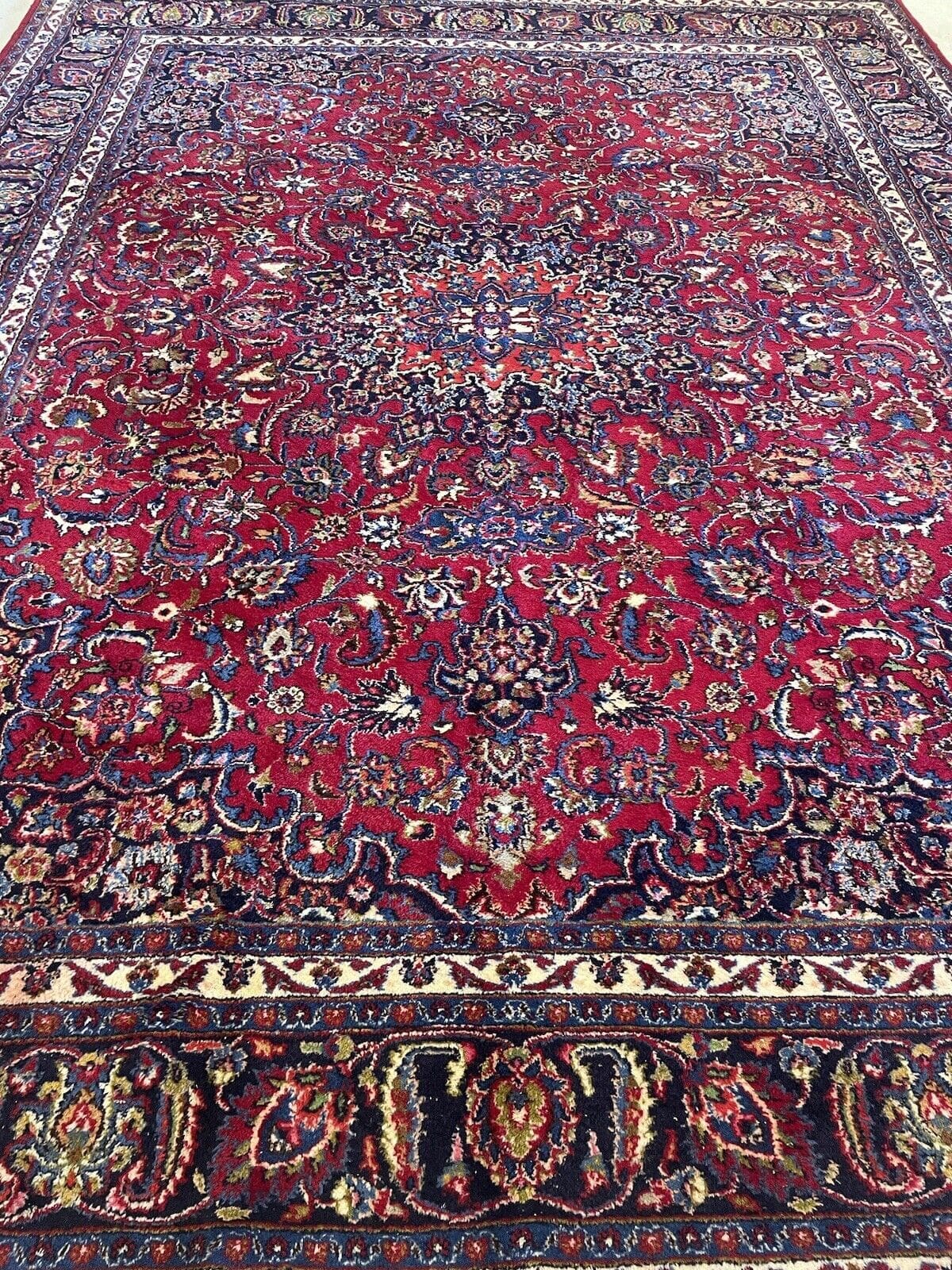 Perserteppich Keshan 387 x 300 cm Wolle handgeknüpft