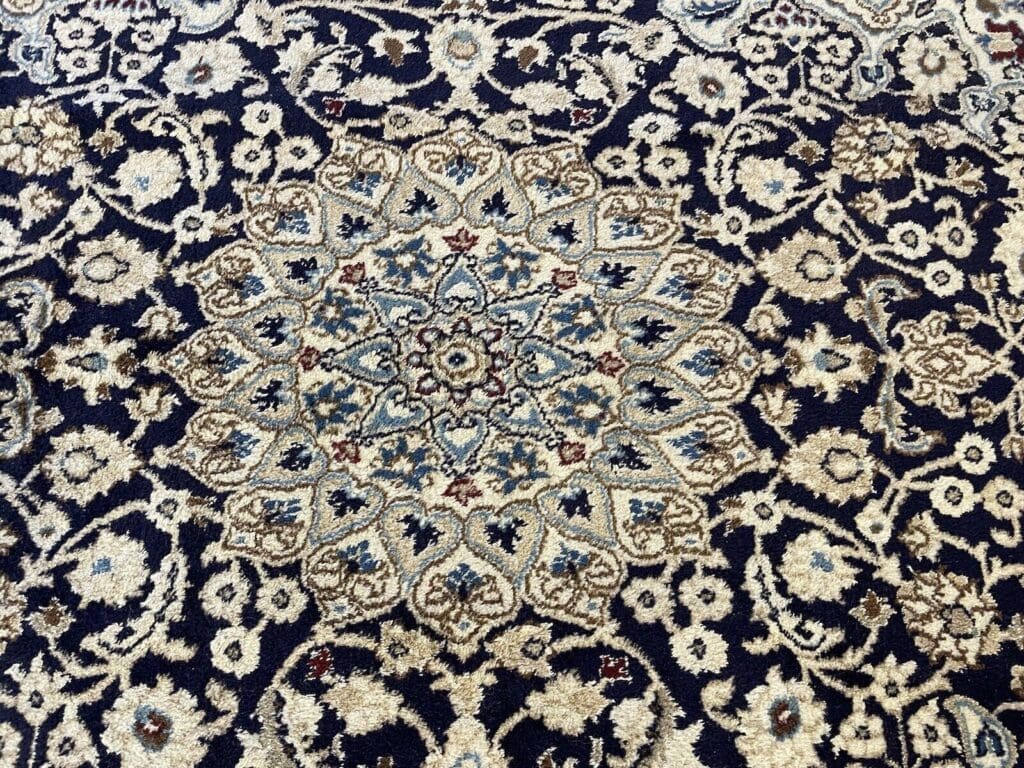 Perserteppich Nain 200x120 cm Wolle handgeknüpft