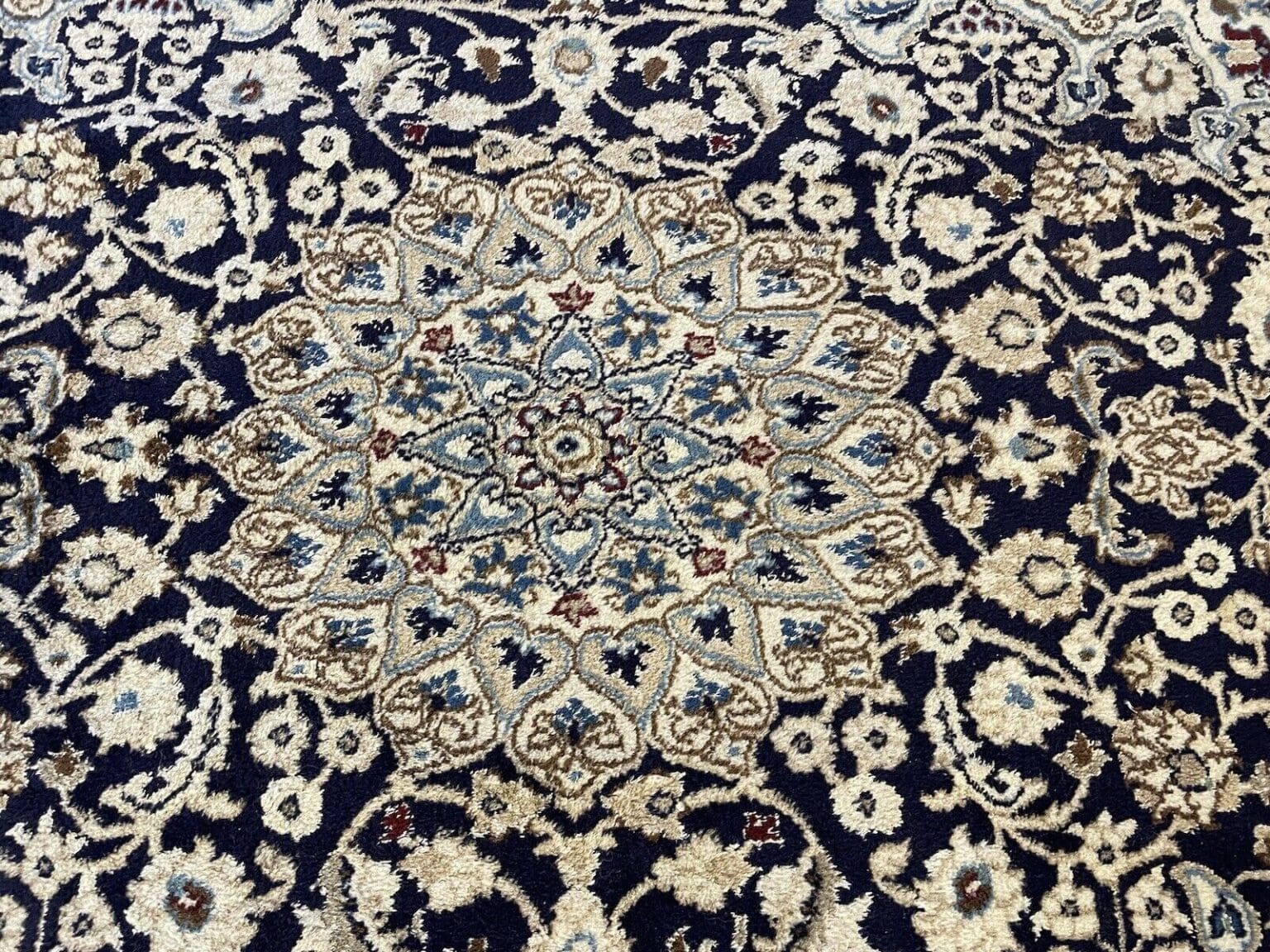 Perserteppich Nain 200x120 cm Wolle handgeknüpft