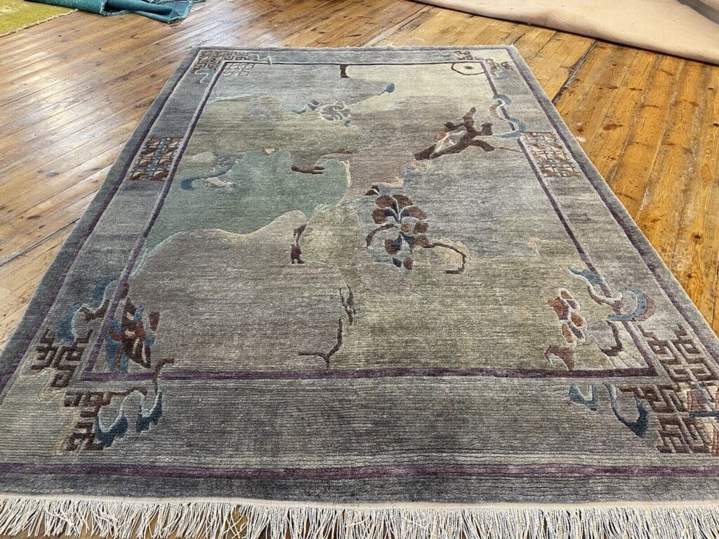 Orientteppich Nepal 290x195 cm Wolle handgeknüpft