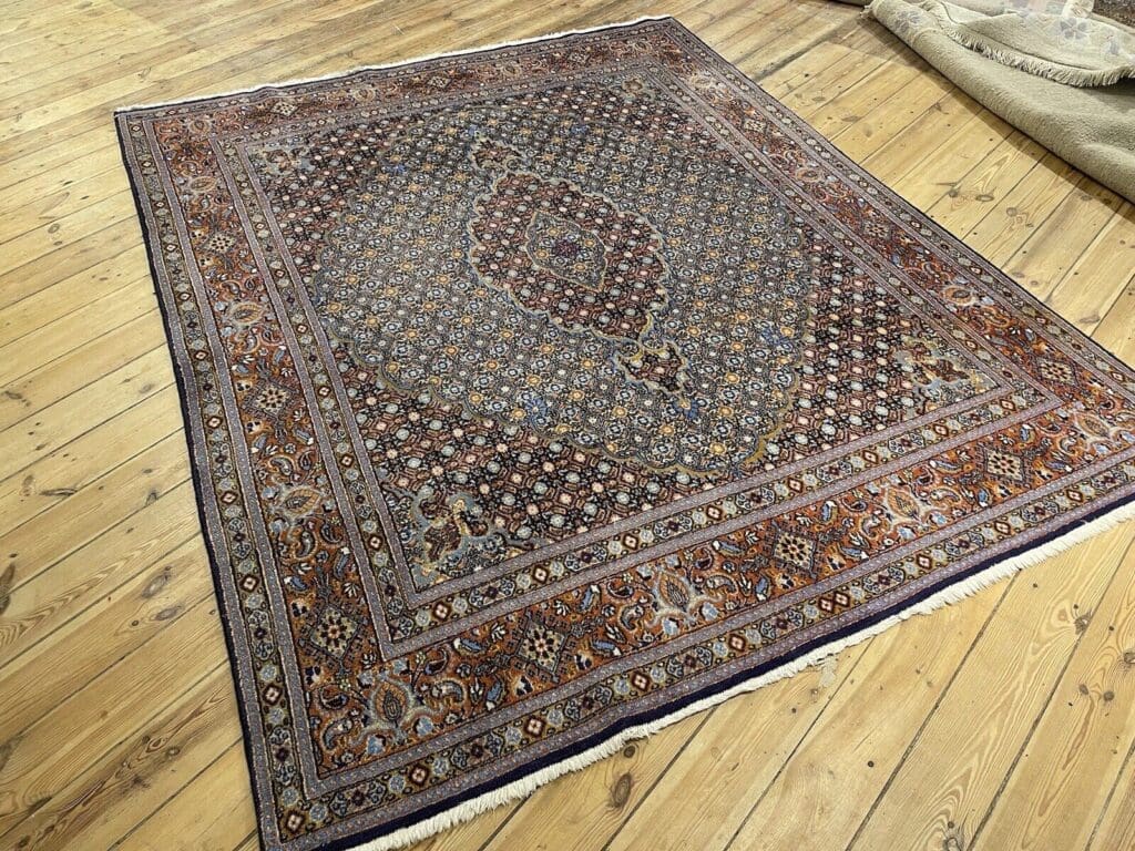 original-perserteppich-moud-mit-seide-quadratisch-240x190-cm-7mm-florhohe-1-7 Perserteppich Moud 240 x 190 cm Wolle handgeknüpft