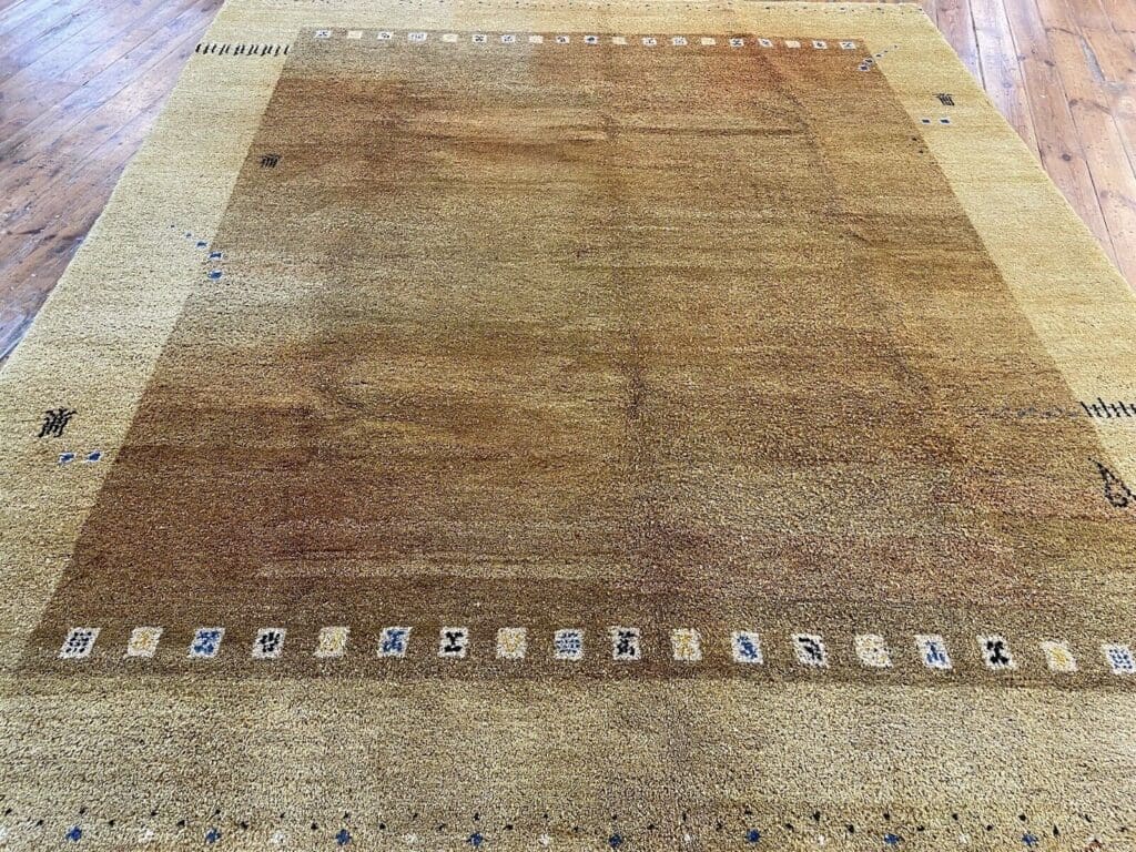 Perserteppich Gabbeh 300 x 250 cm Wolle handgeknüpft (Verkauft)