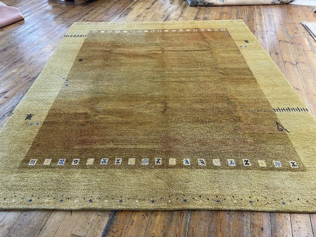 Perserteppich Gabbeh 300 x 250 cm Wolle handgeknüpft (Verkauft)