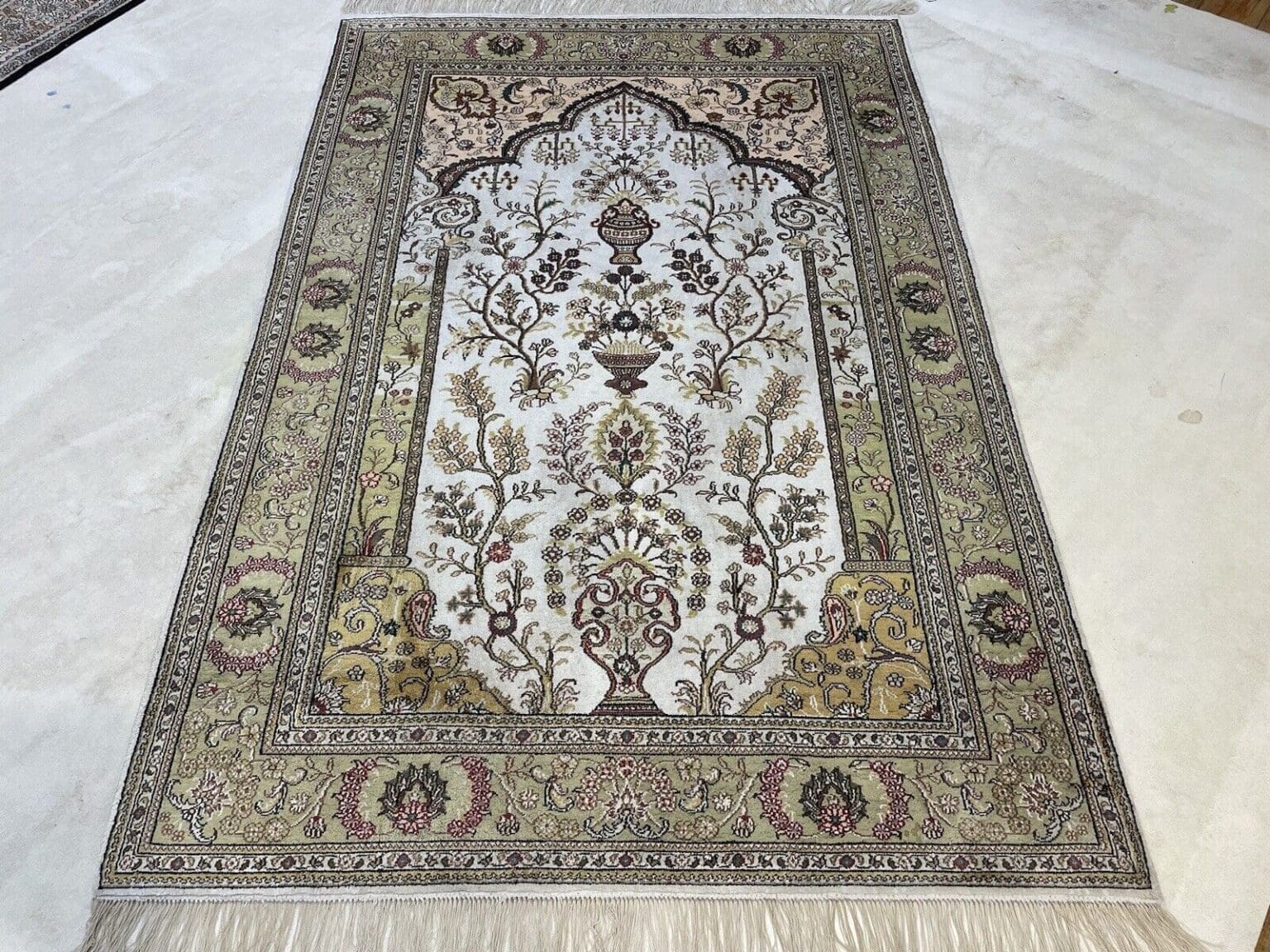 Perserteppich Kaschmir 180 x 120 cm Seide handgeknüpft