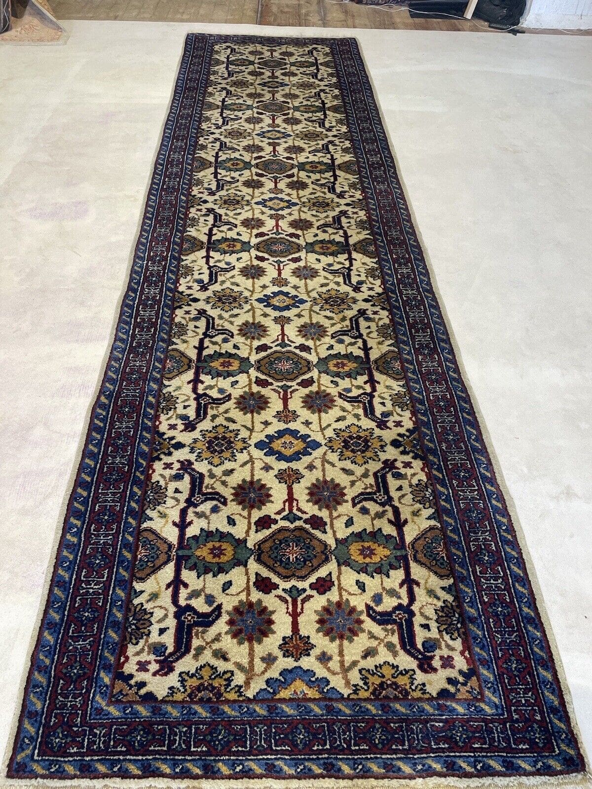 Orientteppich 343x95 cm Schurwolle handgeknüpft