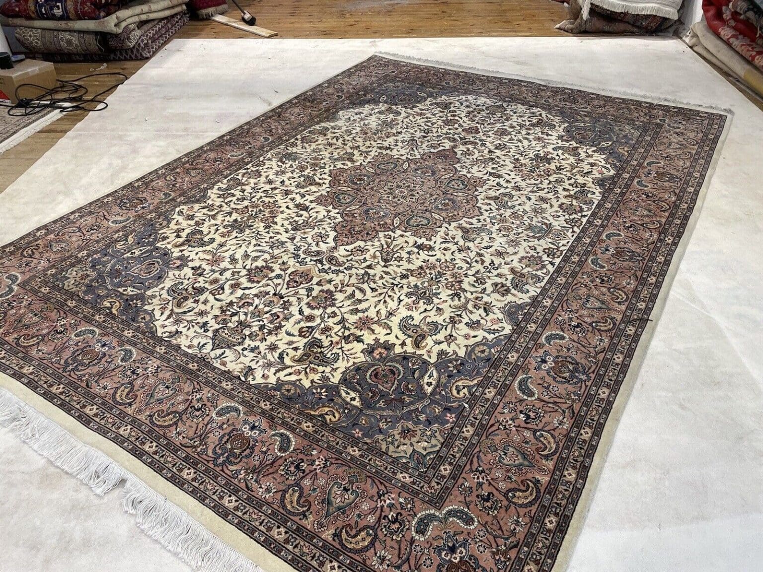 Perserteppich 350 x 250 cm Schurwolle handgeknüpft
