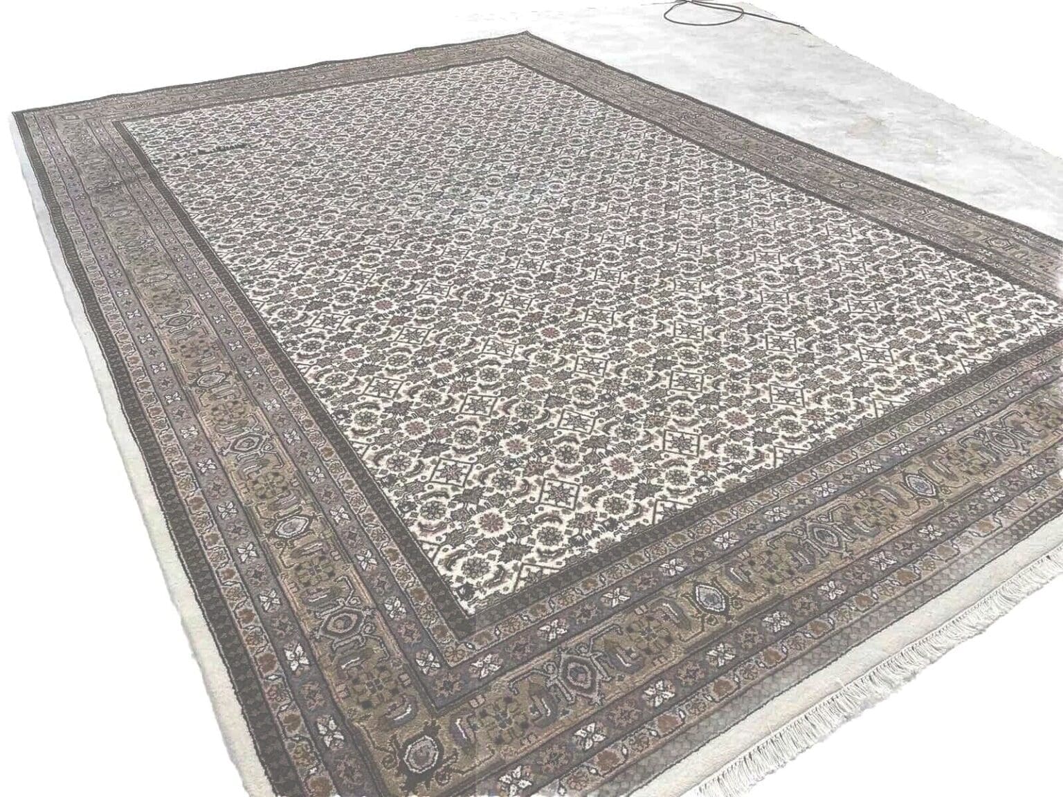 extrem-feiner-bijar-perserteppich-350x250-cm-400000-knoten-qm-aus-1 Orientteppich Kaschmir 350 x 250 cm Wolle handgeknüpft