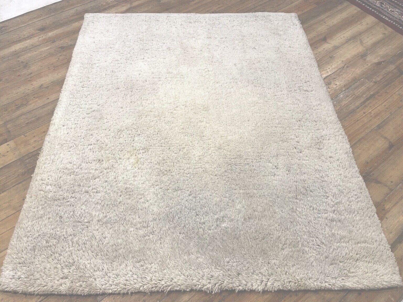perserteppich-180x150-cm-original-berber-top-qualitat-in-schneeweib-1-2 Orientteppich Nepal 180 x 150 cm Schurwolle handgeknüpft