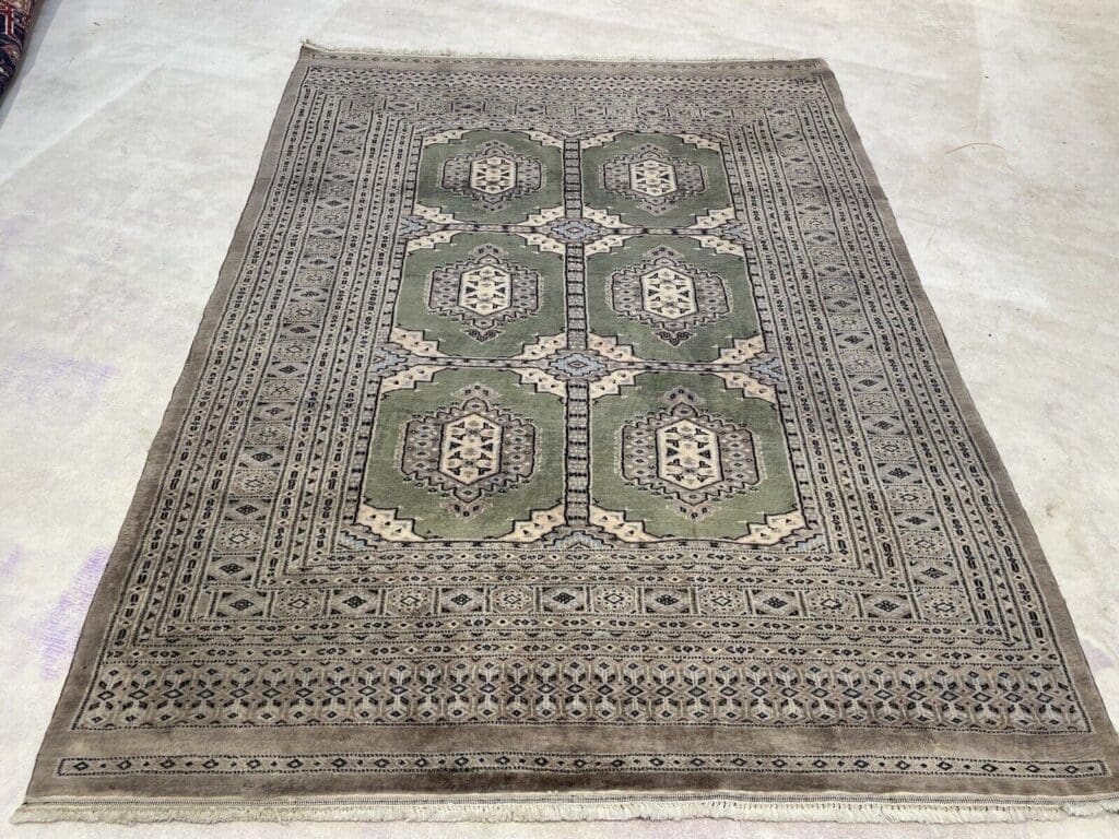 Orientteppich Bochera 200 x 160 cm Wolle handgeknüpft