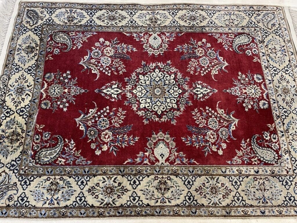 Perserteppich Nain 130 x 96 cm Wolle handgeknüpft