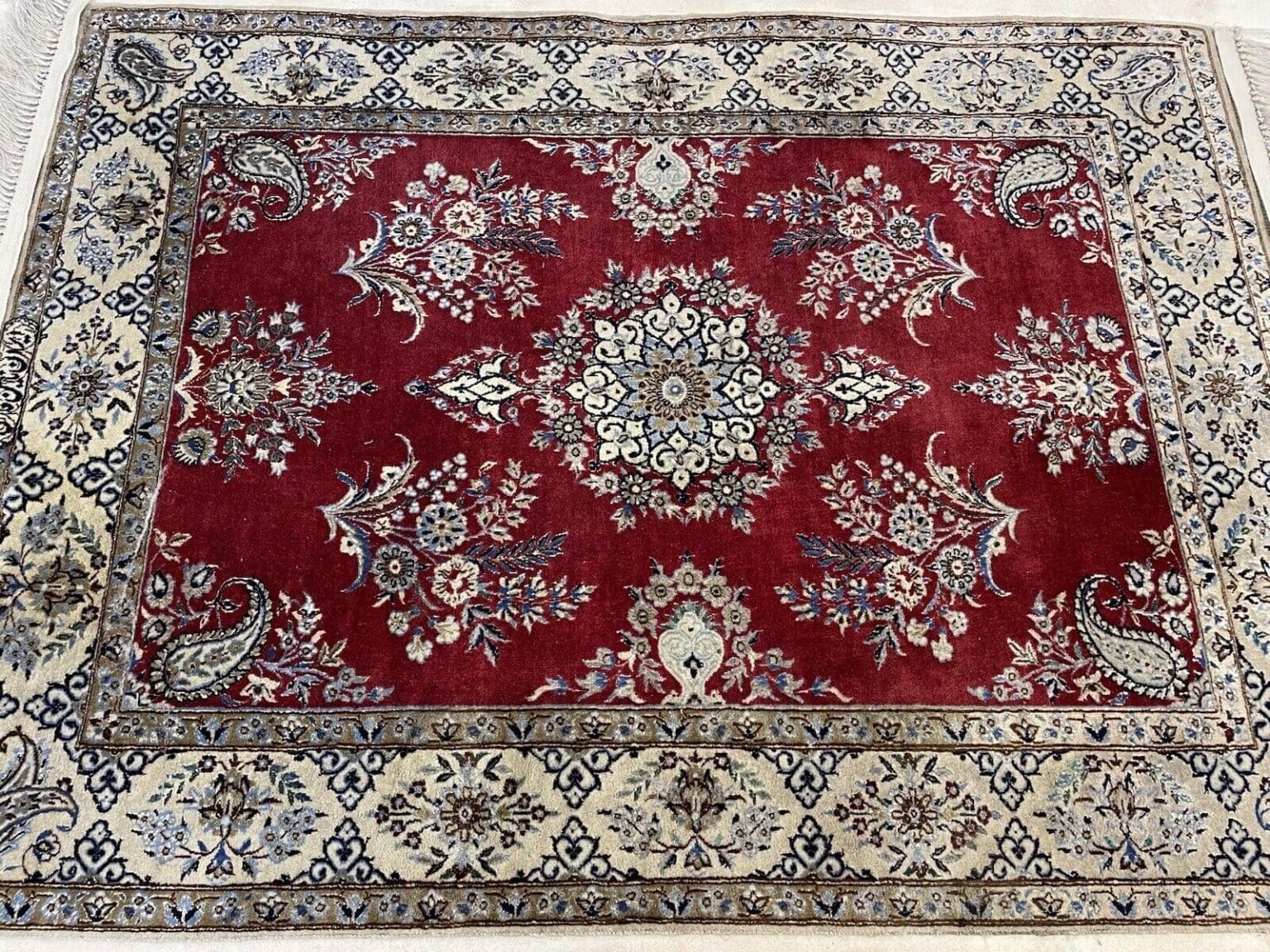Perserteppich Nain 130 x 96 cm Wolle handgeknüpft