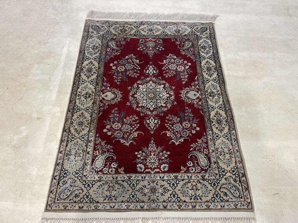 Perserteppich Nain 130 x 96 cm Wolle handgeknüpft