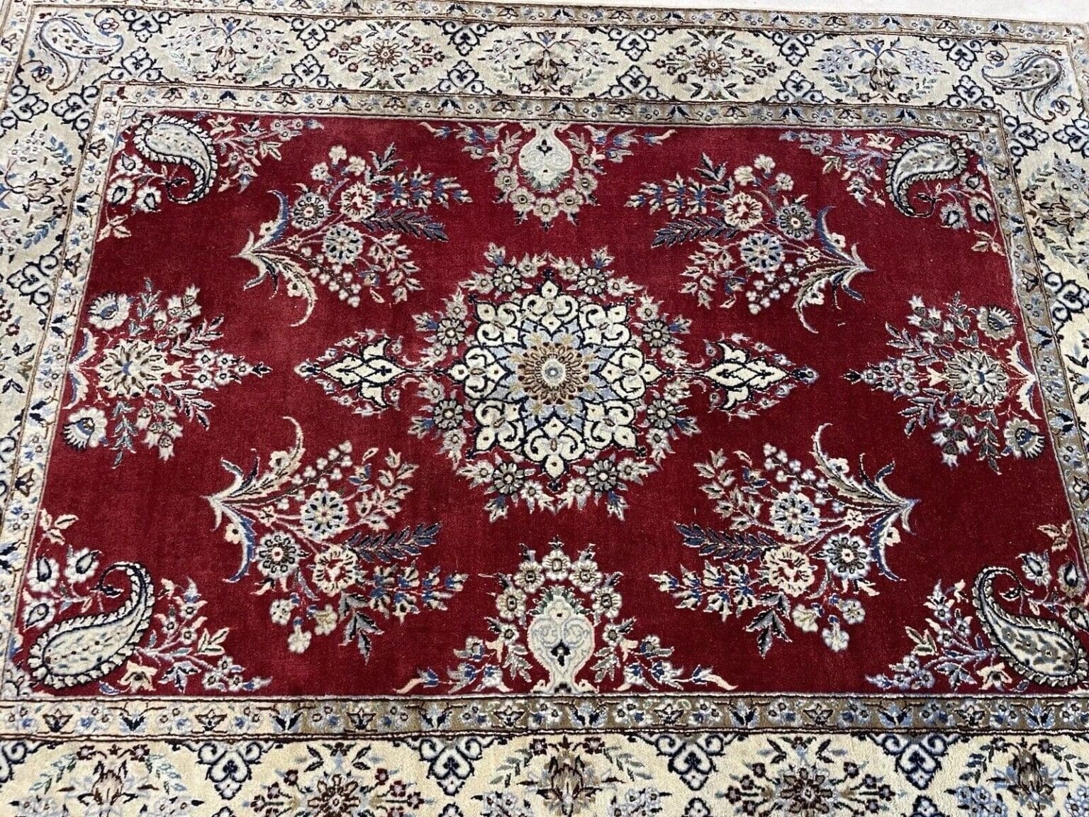 Perserteppich Nain 130 x 96 cm Wolle handgeknüpft