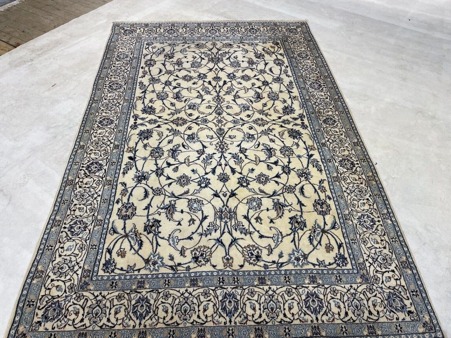 Perserteppich Nain 250x160 cm Wolle handgeknüpft (Verkauft)