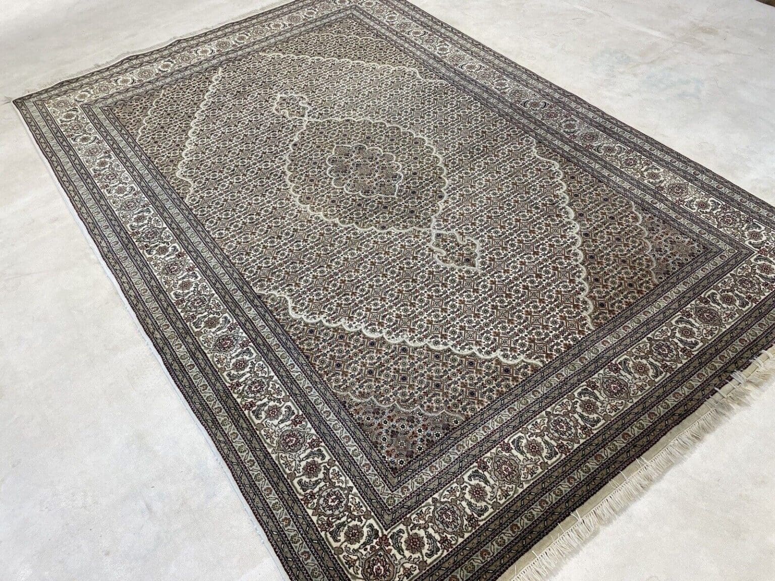 Perserteppich Moud 250x175 cm Wolle Seide handgeknüpft
