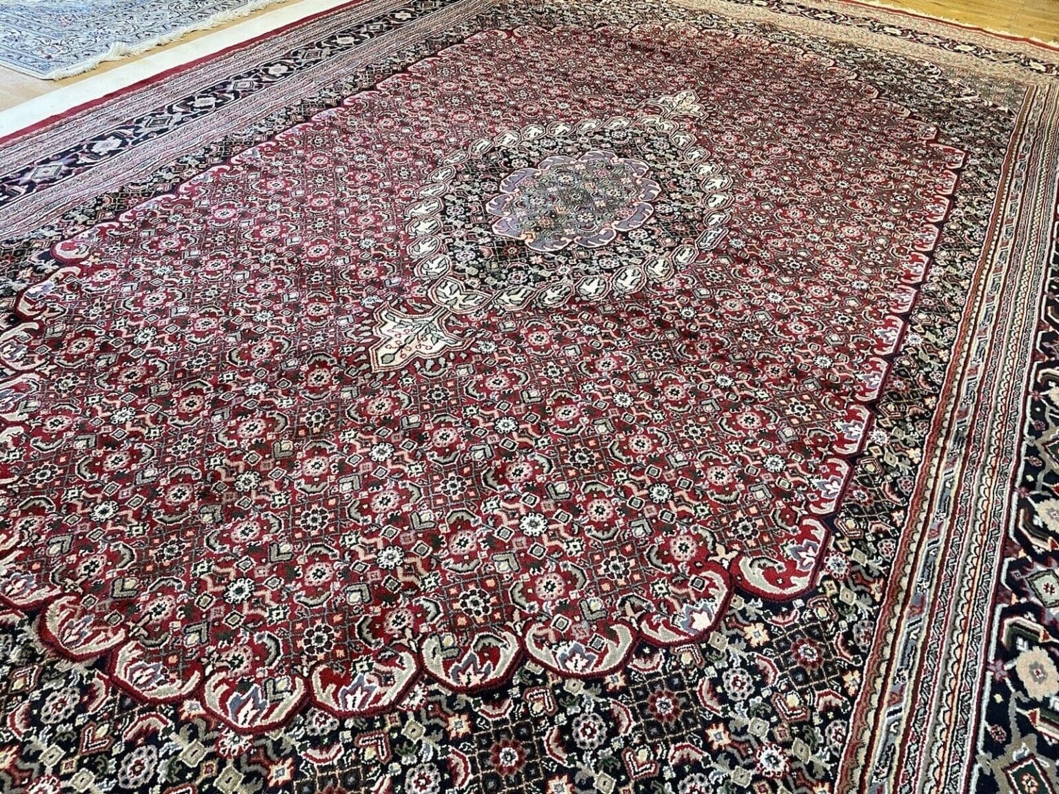 Orientteppich Bigar 567x366 cm Wolle handgeknüpft