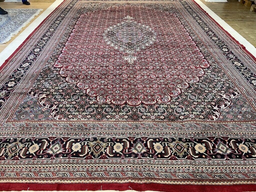 Orientteppich Bigar 567x366 cm Wolle handgeknüpft