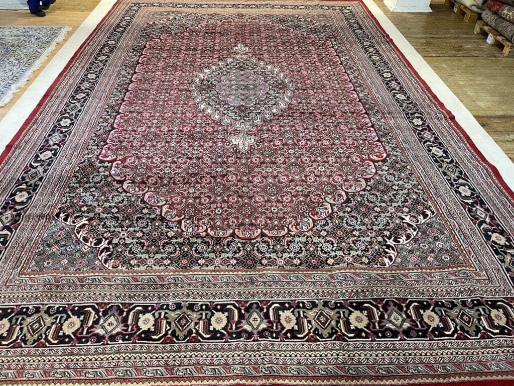 Orientteppich Bigar 567x366 cm Wolle handgeknüpft