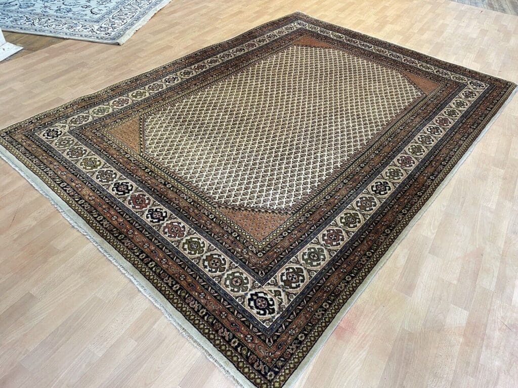 Perserteppich Sarough 300 x 200 cm Wolle handgeknüpft