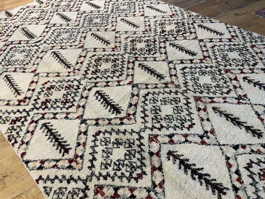perserteppich-395x265-cm-100-natur-schurwolle-hochflor-regionales-4 Orientteppich Marrakko 395 x 265 cm Wolle handgeknüpft
