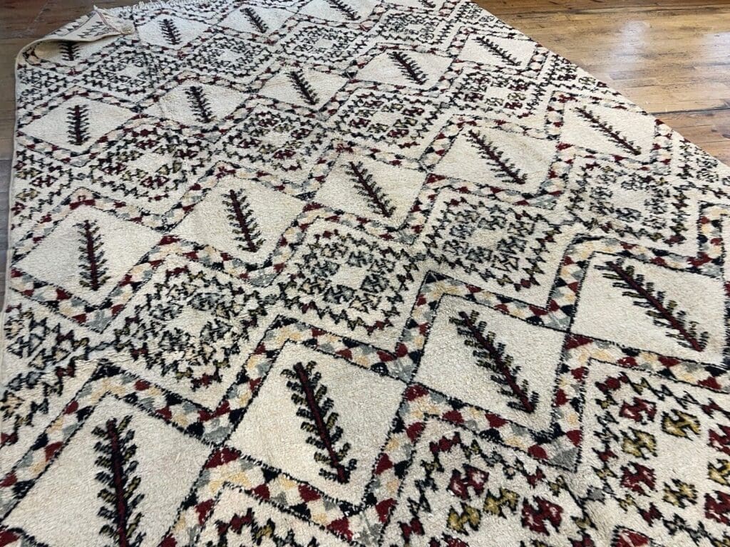 perserteppich-395x265-cm-100-natur-schurwolle-hochflor-regionales-9 Orientteppich Marrakko 395 x 265 cm Wolle handgeknüpft