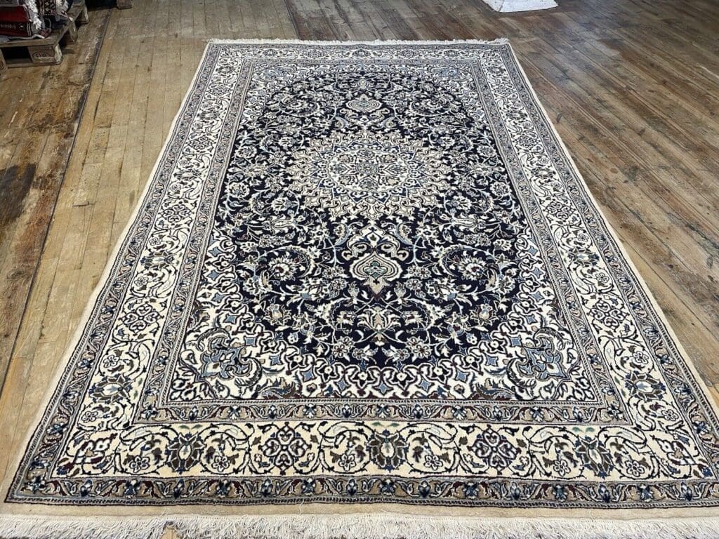 Perserteppich Nain 300x200 cm Wolle handgeknüpft