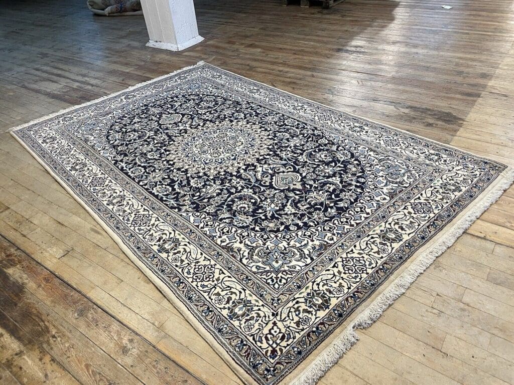Perserteppich Nain 300x200 cm Wolle handgeknüpft
