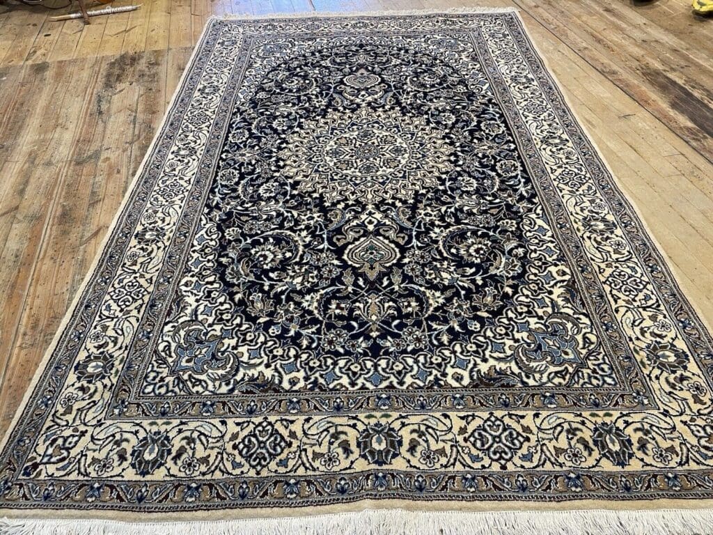 Perserteppich Nain 300x200 cm Wolle handgeknüpft