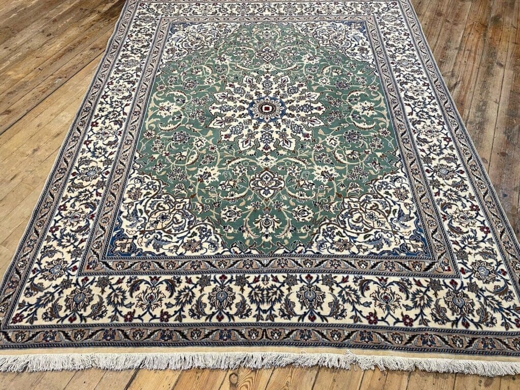Perserteppich Nain 300 x 200 cm Wolle handgeknüpft