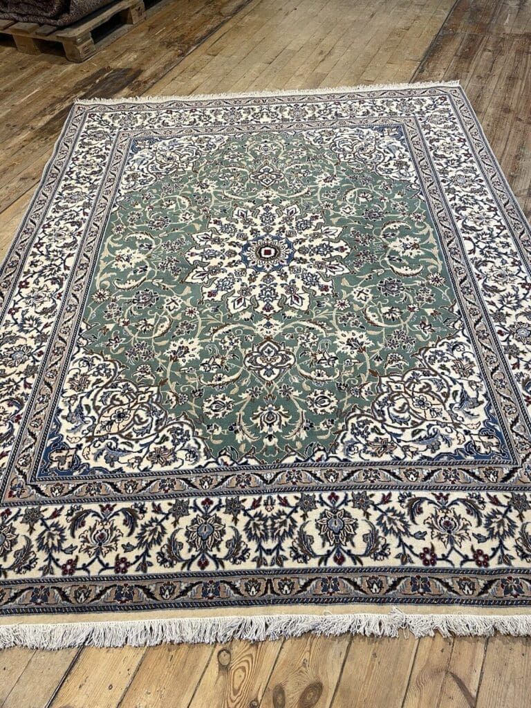 Perserteppich Nain 300 x 200 cm Wolle handgeknüpft