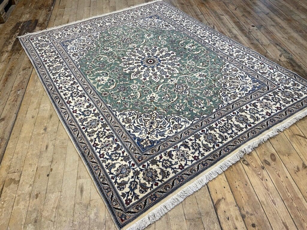 Perserteppich Nain 300 x 200 cm Wolle handgeknüpft