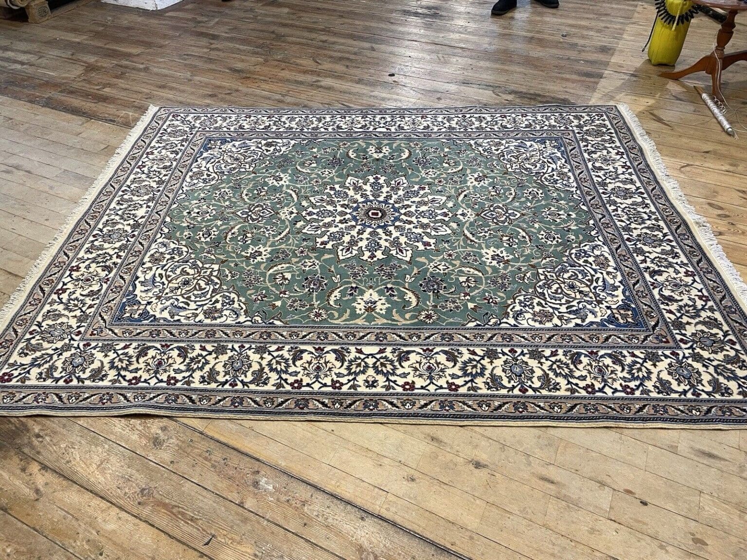 Perserteppich Nain 300 x 200 cm Wolle handgeknüpft