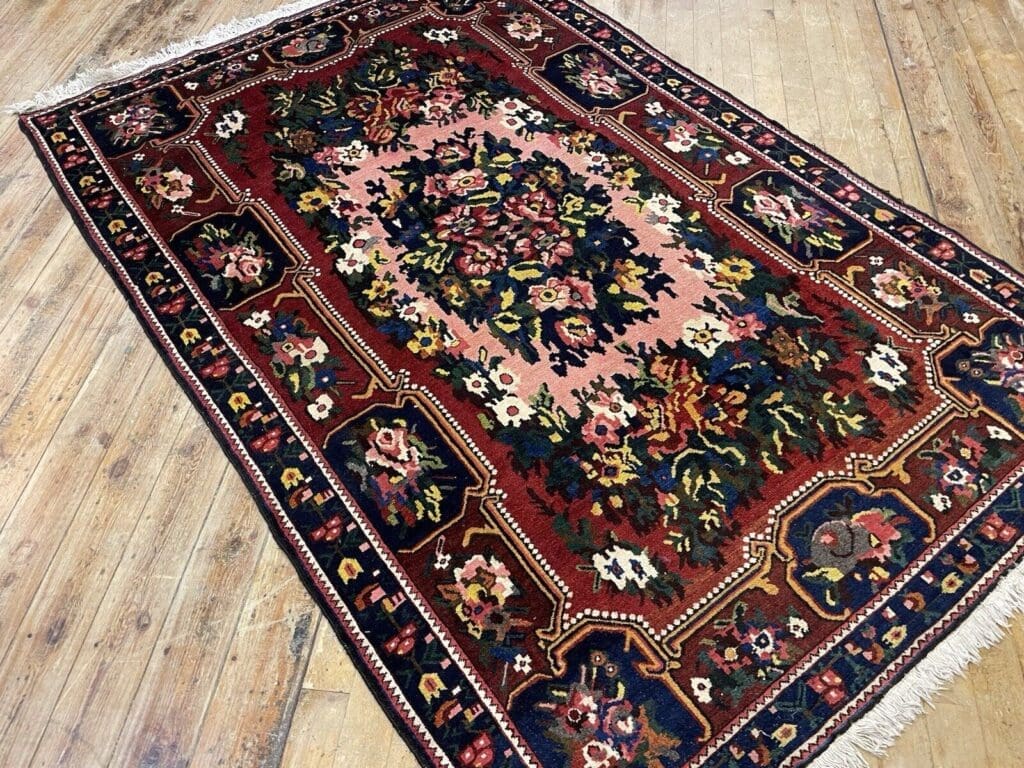 seltener-perserteppich-277x146-cm-handgeknupft-unbenutzt-mit-3 Perserteppich 277x146 cm Wolle handgeknüpft