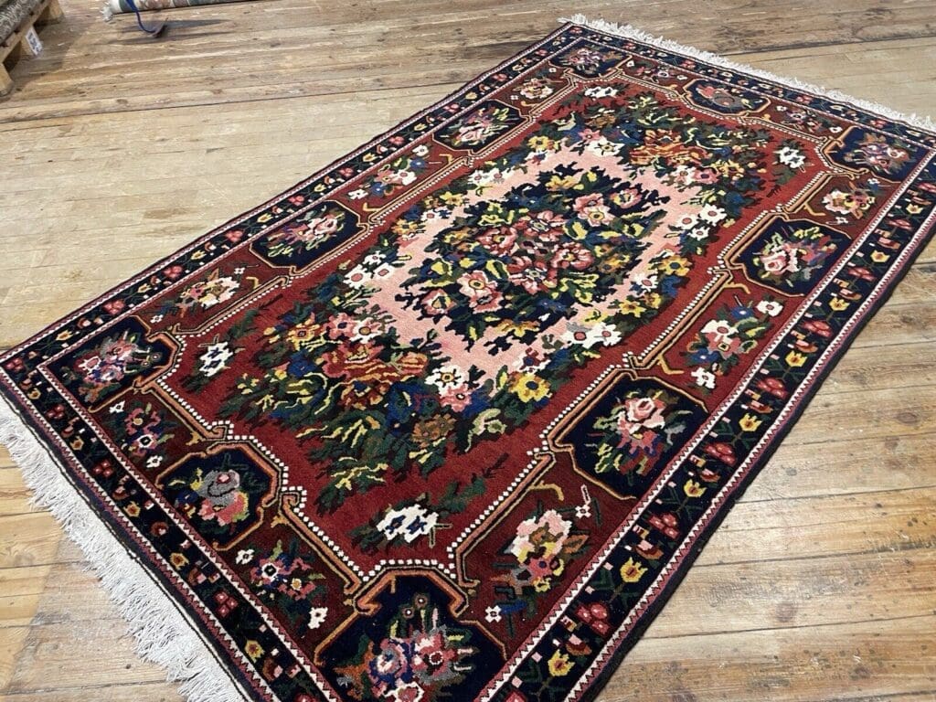 seltener-perserteppich-277x146-cm-handgeknupft-unbenutzt-mit-5 Perserteppich 277x146 cm Wolle handgeknüpft