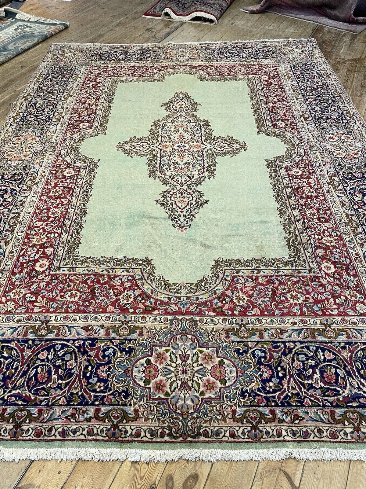 antiker-kerman-perserteppich-350x250-cm-extrem-fein-geknupft-florhohe-4mm-1-4 Perserteppich Kerman 350 x 250 cm Wolle handgeknüpft