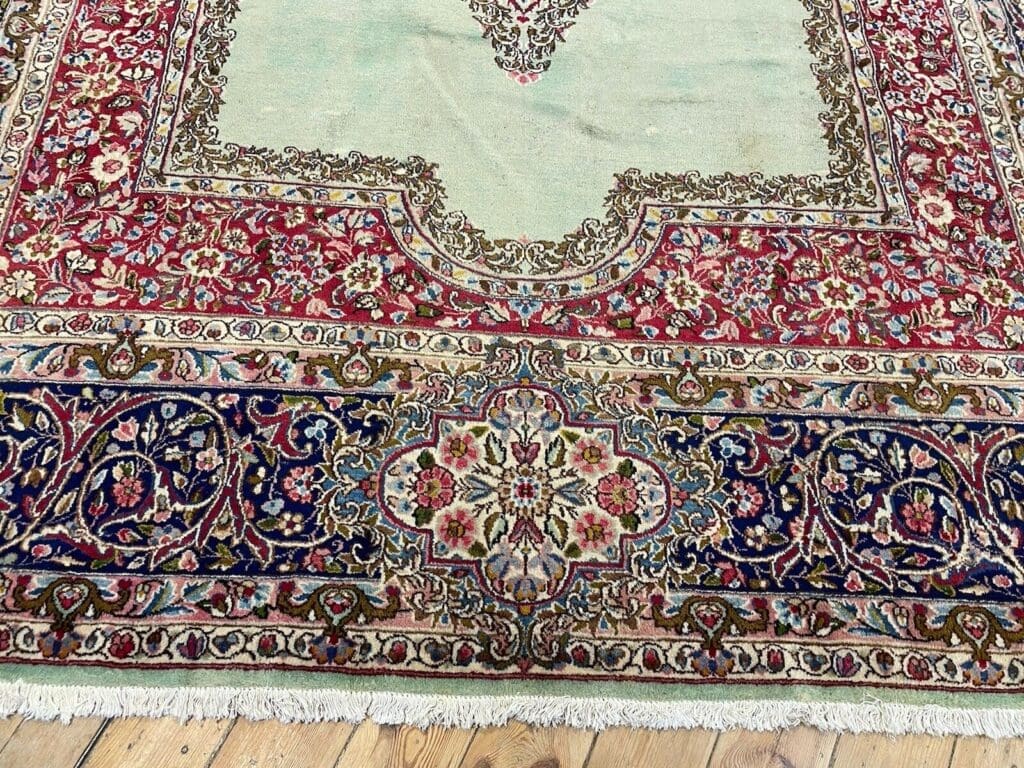 antiker-kerman-perserteppich-350x250-cm-extrem-fein-geknupft-florhohe-4mm-1-6 Perserteppich Kerman 350 x 250 cm Wolle handgeknüpft