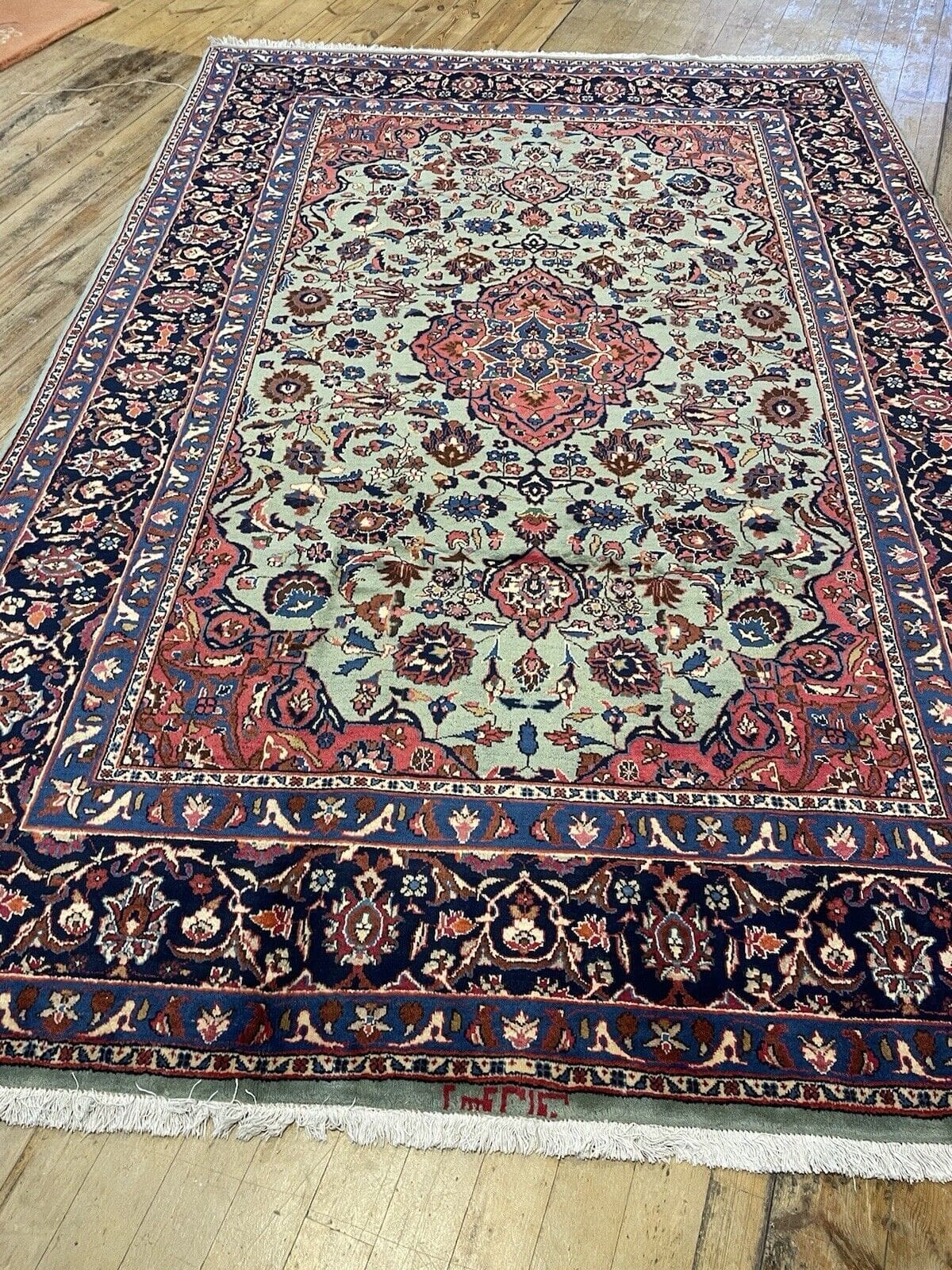 perserteppich-305x205-cm-medaillon-muster-in-lebendigem-grun-8-mm-8 Perserteppich 305x205 cm Wolle handgeknüpft