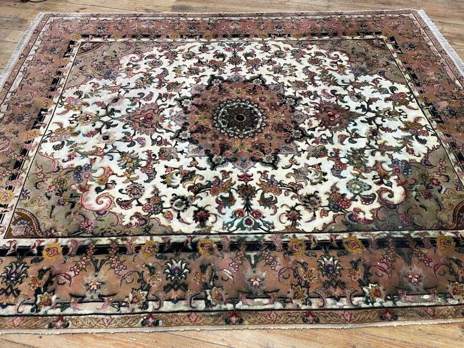 Perserteppich Tabriz 260x210 cm Wolle handgeknüpft
