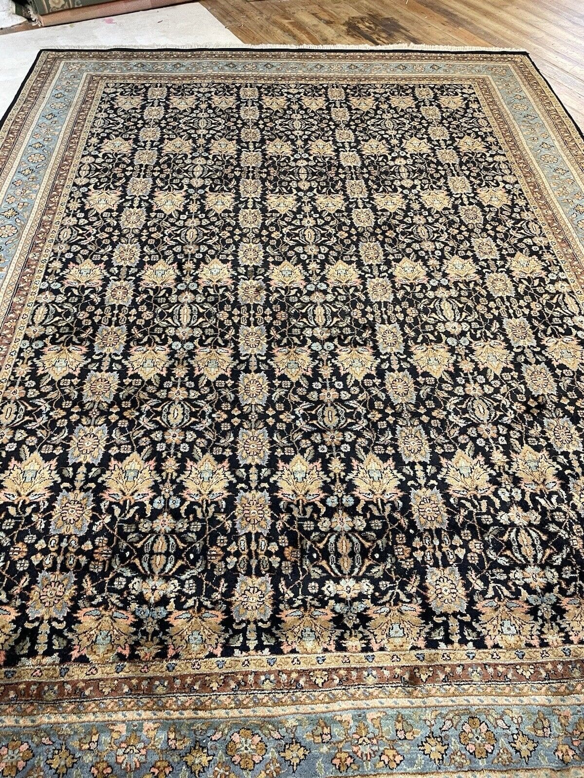 Orientteppich Kashmir 350x255 cm Wolle handgeknüpft