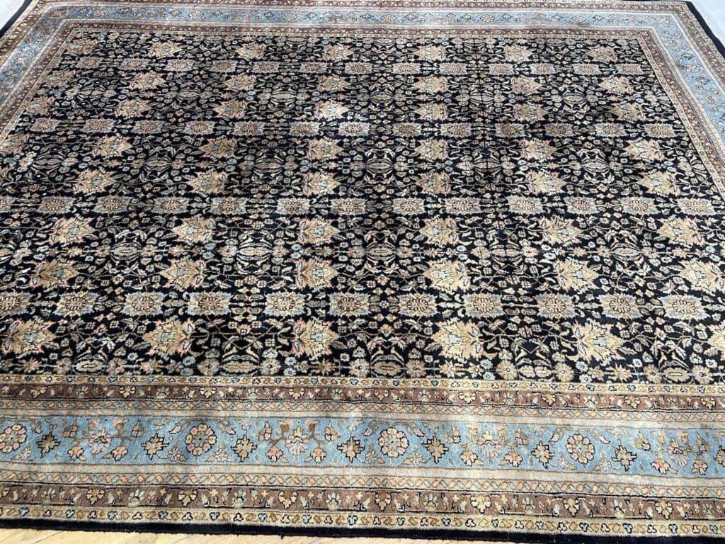 Orientteppich Kashmir 350x255 cm Wolle handgeknüpft