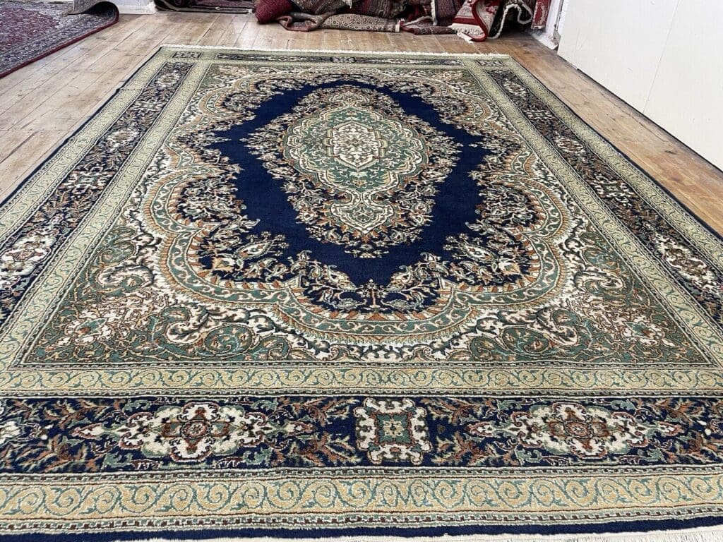 Perserteppich Kerman 367 x 267 cm Wolle handgeknüpft