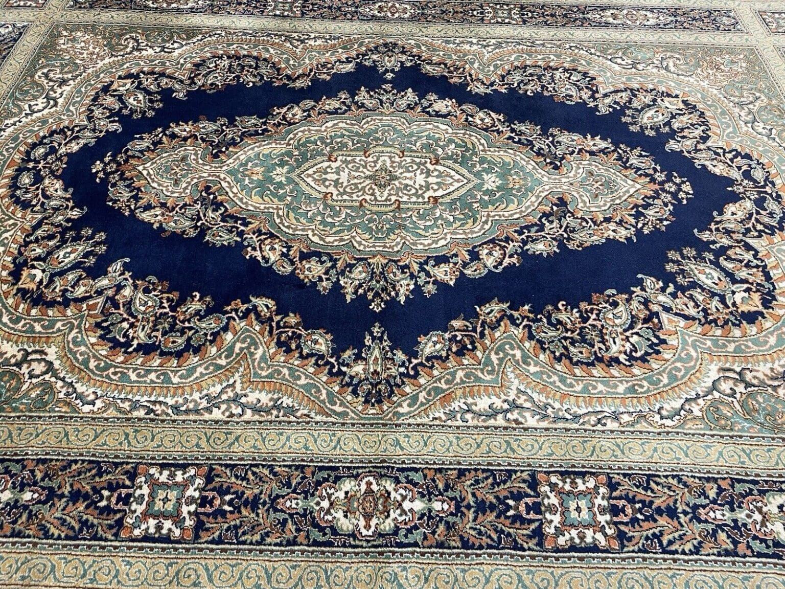 Perserteppich Kerman 367 x 267 cm Wolle handgeknüpft