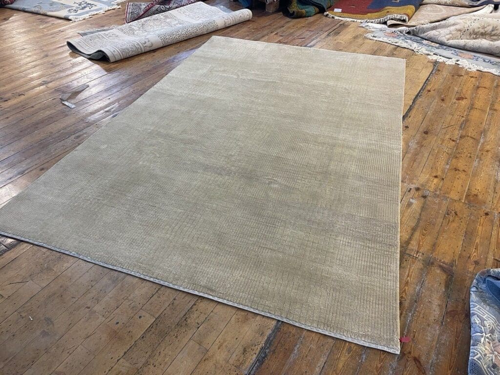Orientteppich Nepal 305 x 205 cm Wolle handgeknüpft