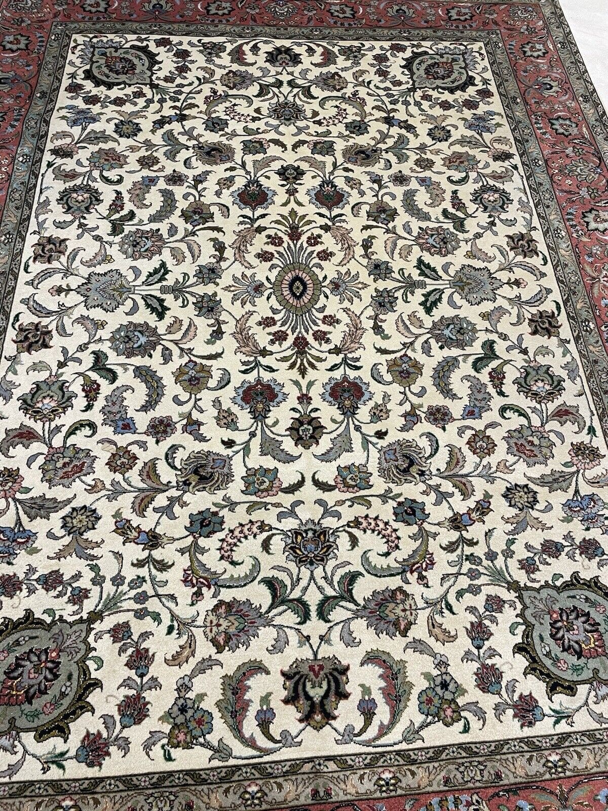 Perserteppich Tabriz 235x175 cm Wolle Seide handgeknüpft