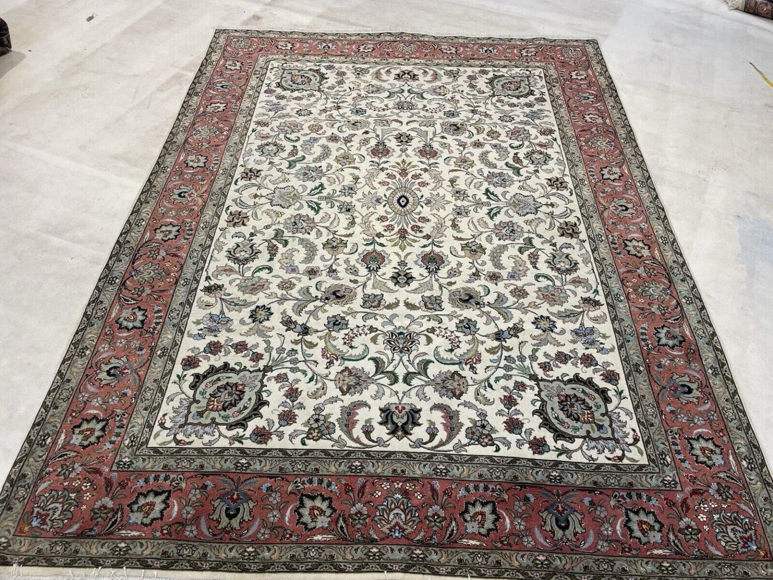 Perserteppich Tabriz 235x175 cm Wolle Seide handgeknüpft