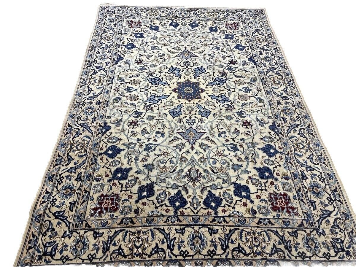 Perserteppich Nain 9 LA 240 x 160 cm Wolle Seide handgeknüpft