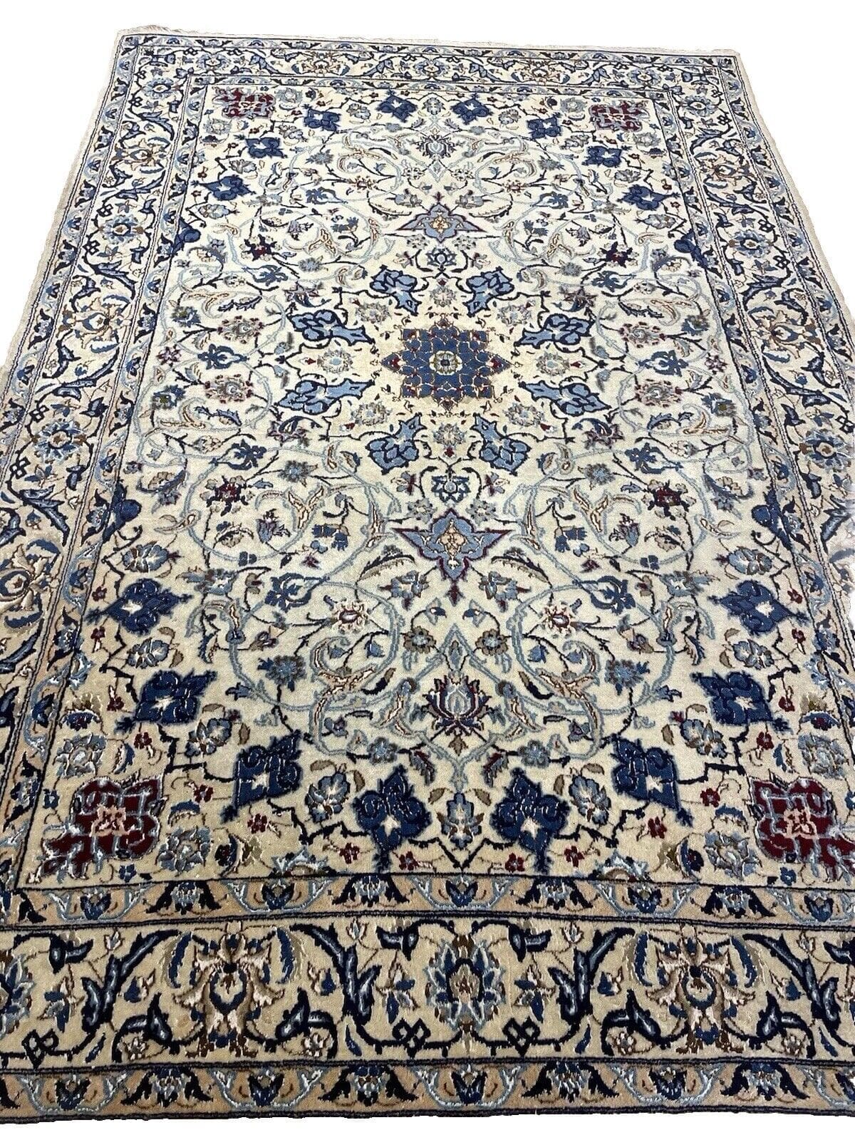 Perserteppich Nain 9 LA 240 x 160 cm Wolle Seide handgeknüpft