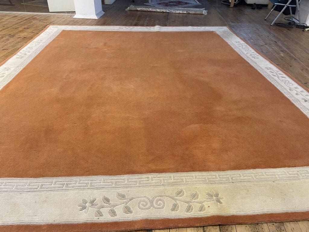 rosa-perserteppich-400x350-cm-100-schurwolle-florhohe-27-mm-1-5 Orientteppich Nepal 400x350 cm Schurwolle handgeknüpft
