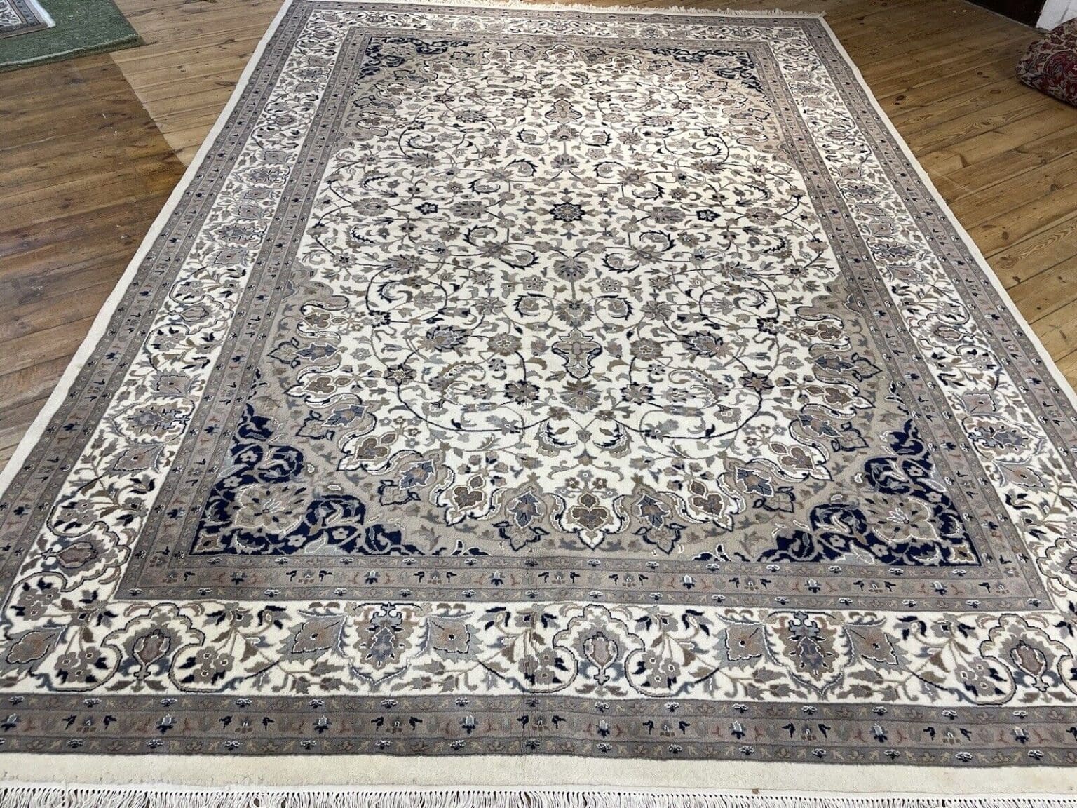 bijar-perserteppich-350x250-cm-100-schurwolle-mit-seide-klassisches-8 Orientteppich Bijar 350 x 250 cm Schurwolle handgeknüpft